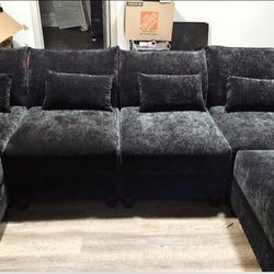 Beautiful Black 6pc modular sectional