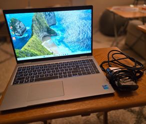 Dell Latitude 5520 15.6" Laptop – i5 – 16GB RAM – 256GB SSD – Windows 11