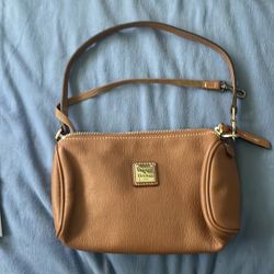 Dooney +Bourke Small Leather Purse Perfect Condition 