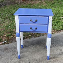 The Bombay Company Solid Wood End Table Or Nightstand