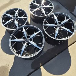 C8 Chevy Corvette Trident wheels.