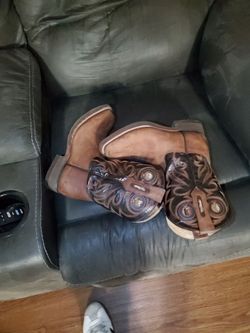 Boots  rio grande brown size 9 in men