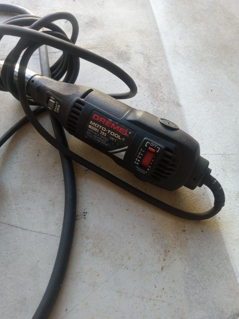 Dremel W/ Flex Shaft