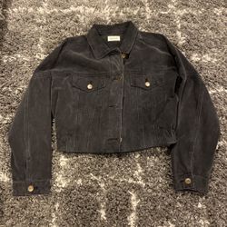 cropped jean jacket, size SMALL !!