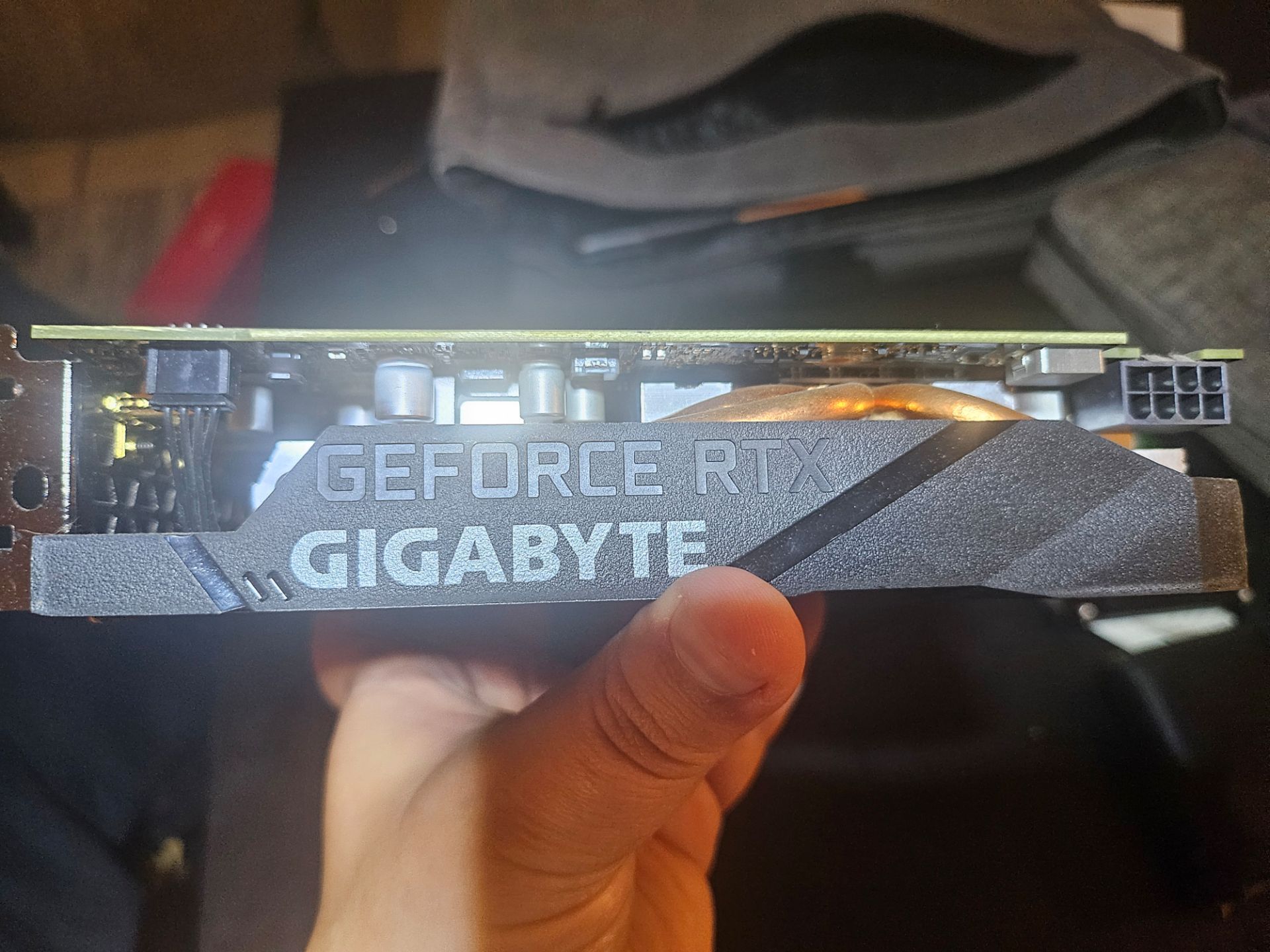 Geforce RTX™ 2060 MINI ITX OC 6G (Rev. 1.0)