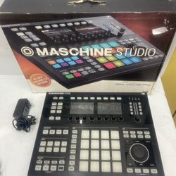 Maschine Studio Native Instruments - Black