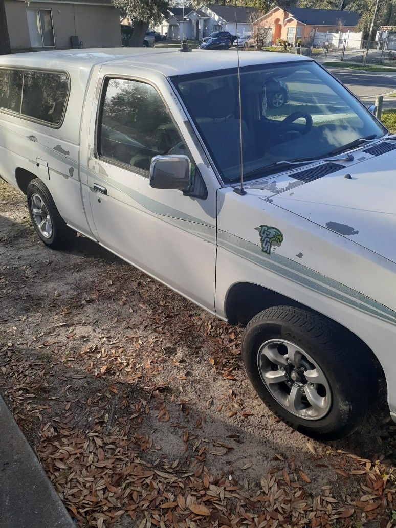 Clean AC Good New Condition Pick-up Manual 4 Cylinders 96 166000 Miles