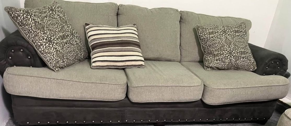 Couches Set