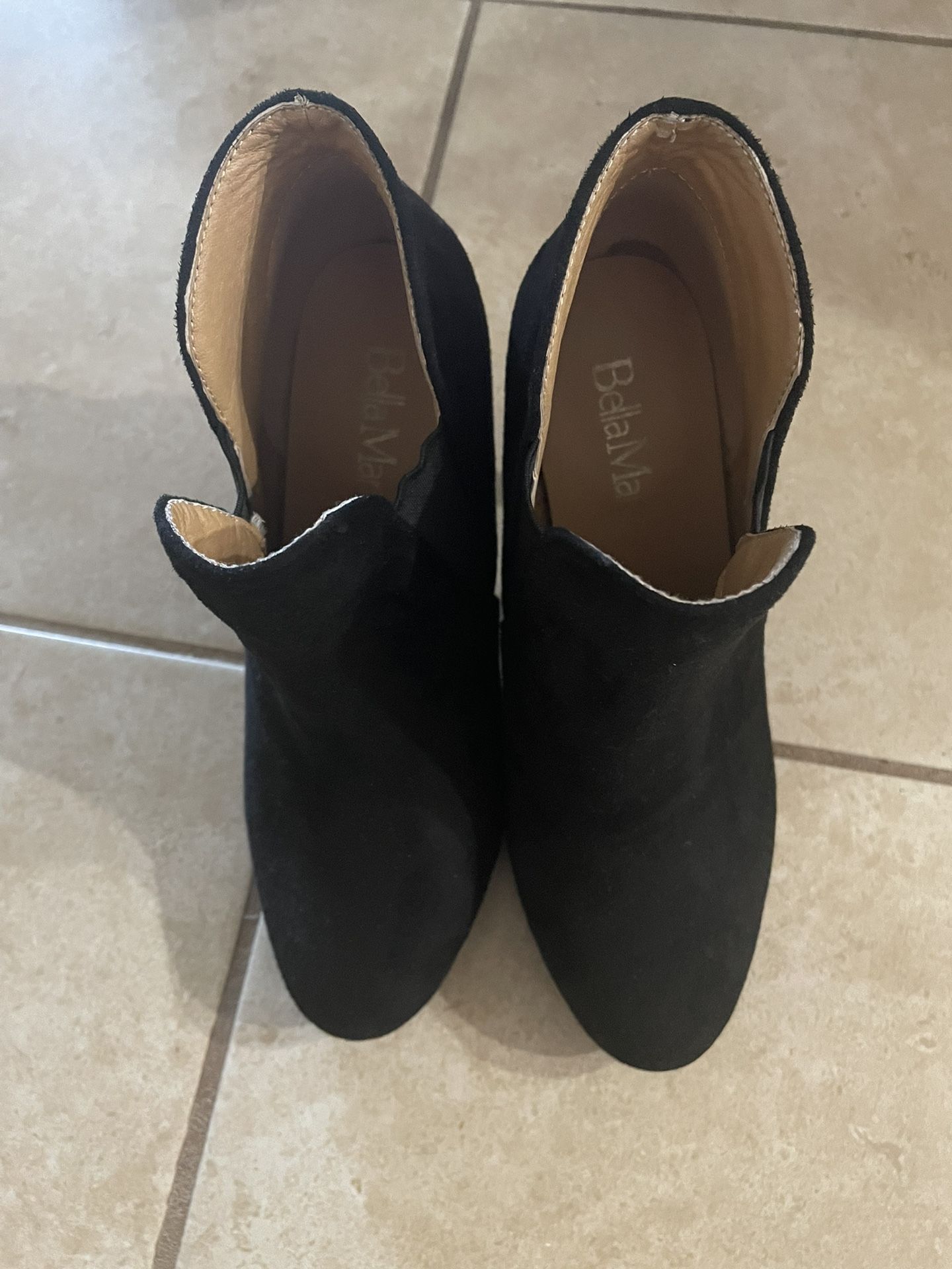 Women’s Shoes/Heels