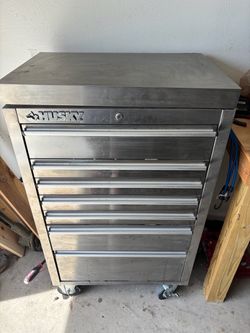Husky Rolling Tool Chest Cabinet