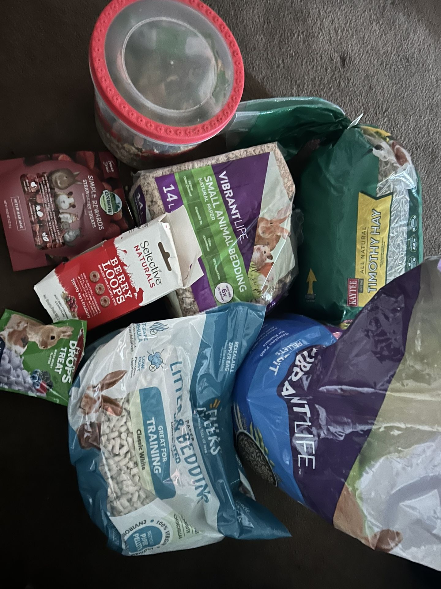 Lightly Used Bunny Ítems