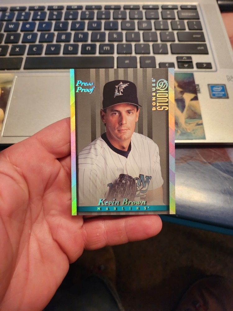 Kevin Brown Baseball Card