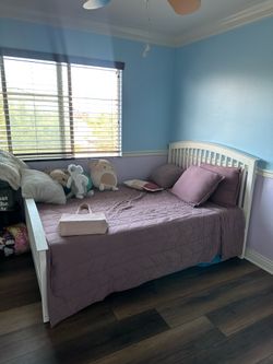 Full Size Bed Set with Mattress