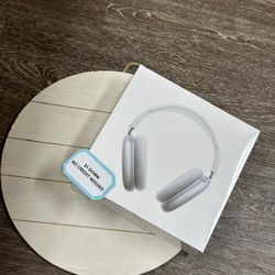 Apple Airpods Max Bluetooth Headphones New - Pay $1 today and pay the rest later -