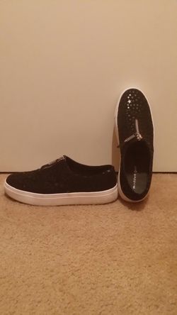 New Madden Girl(Size 11) Kudos Flat form Slip-on Black Sneaker