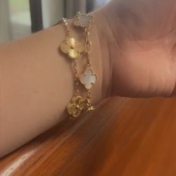 Clover Bracelet 