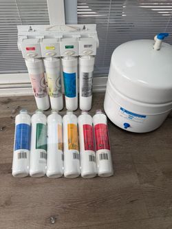Watts Premier Water RO System Filters & Storage Tank