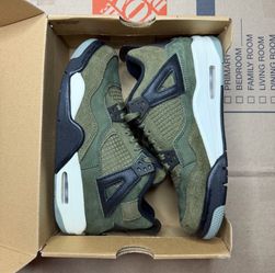 WORN GS JORDAN 4 "CRAFT MEDIUM OLIVE" - Used/Worn  Size 5.5y