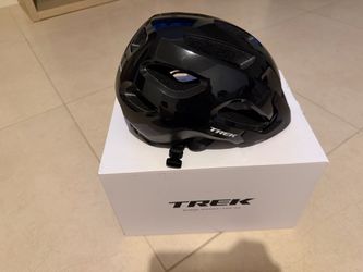 Trek helmet