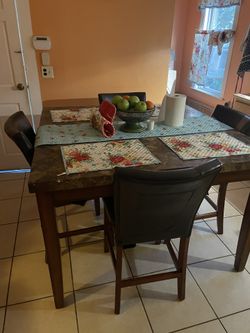 Table 4 Chairs In Lynn Ma
