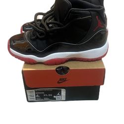 Air Jordan Retro 11 Bred Size 4 
