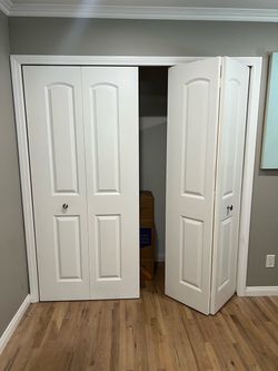 Bi fold  closet doors