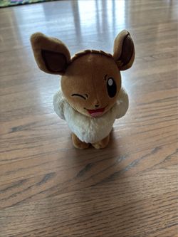 Pokémon 8” Winking EEVEE Collectible Plushie