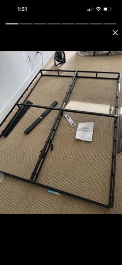 Queen metal box frame