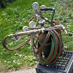 Uniweld Mine Tank, Welding Kit. Complete What Goggles