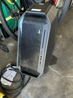 Alienware Area-51 R5 i7 10 core 512GB SSD + 4TB HDD Two GTX 1070 16GB SLI gaming computer 