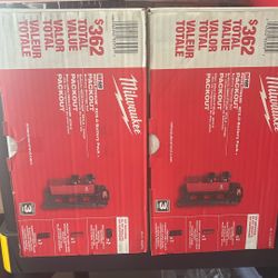 4 Batteries 5.0  And 2 Wall Packout Plates 