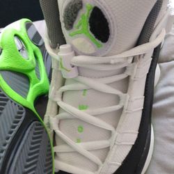 Brand New Jordans 6 And 1/2 Women