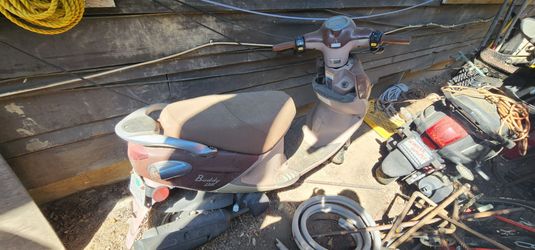 Two mopeds genuine scooter company buddy 170i & hooligan 170i