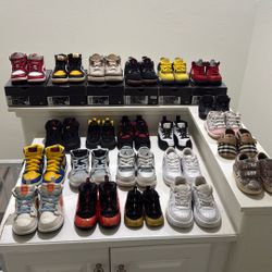 22 PAIRS OF KID SHOES ( SIZES 2C - 7C ) 