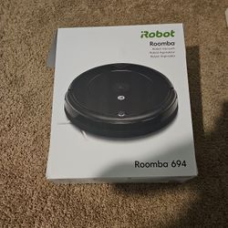 Roomba 694 Vacuum