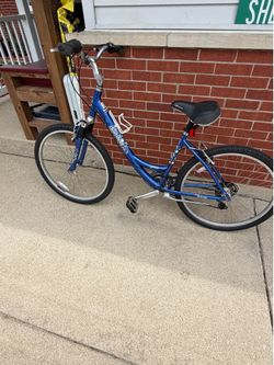 Diamondback Serene hybrid bike