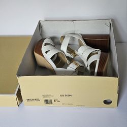 Michael Kors,Reed Platform Sandal( Optical White) Size 9.5 M