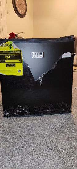 Black+Decker Fridge With Freezer 1.7 Cu. Ft.