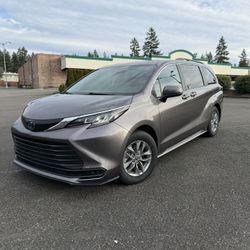 Toyota Sienna 2022