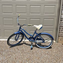 Huffy Cruiser Bike – Classic Blue w/ Whitewalls – Great Condition 🚲