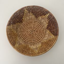 Vintage Boho Farmhouse Cottage Jungalow Southwestern Woven Basket