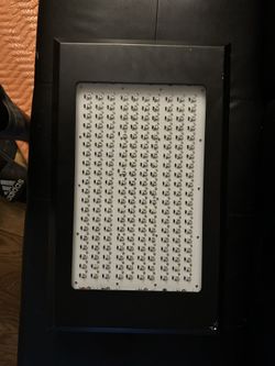 G8-600 LED Grow Light