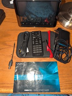 VIZIO 7” Edge Lit Razor LED Portable  TV