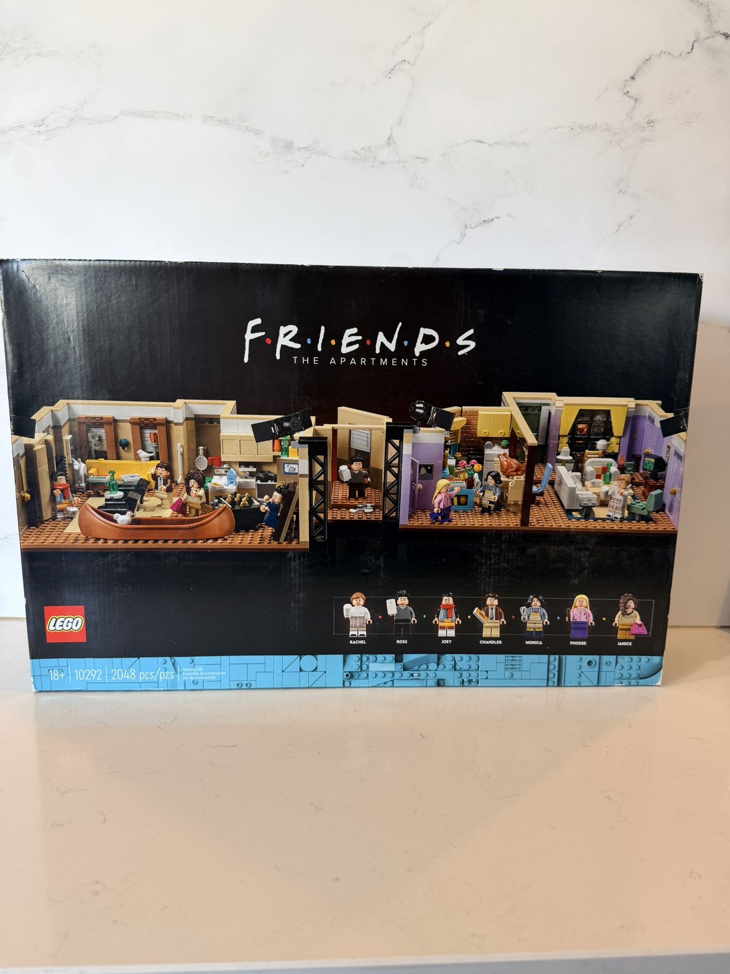 LEGO Icons: The Friends Apartments (10292) New Sealed RARE RETIRED $300