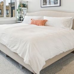 Headboard/Bedframe - King