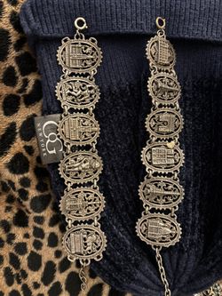 Silver Vintage Brackets