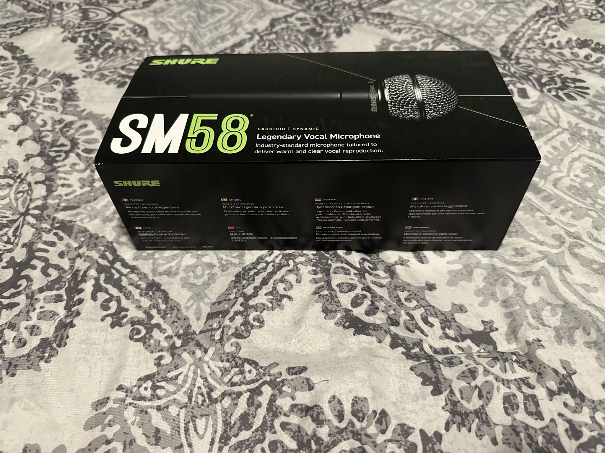 Shure SM58 microphone 