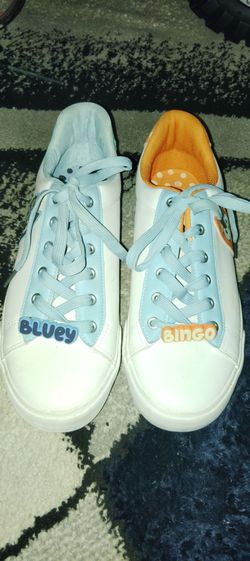 Size 10 adult male