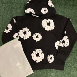 *BEST OFFER* Denim Tears Hoodie Size Large