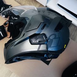 Icon Helmet W cardo Bluetooth plus Motorcycle Gear